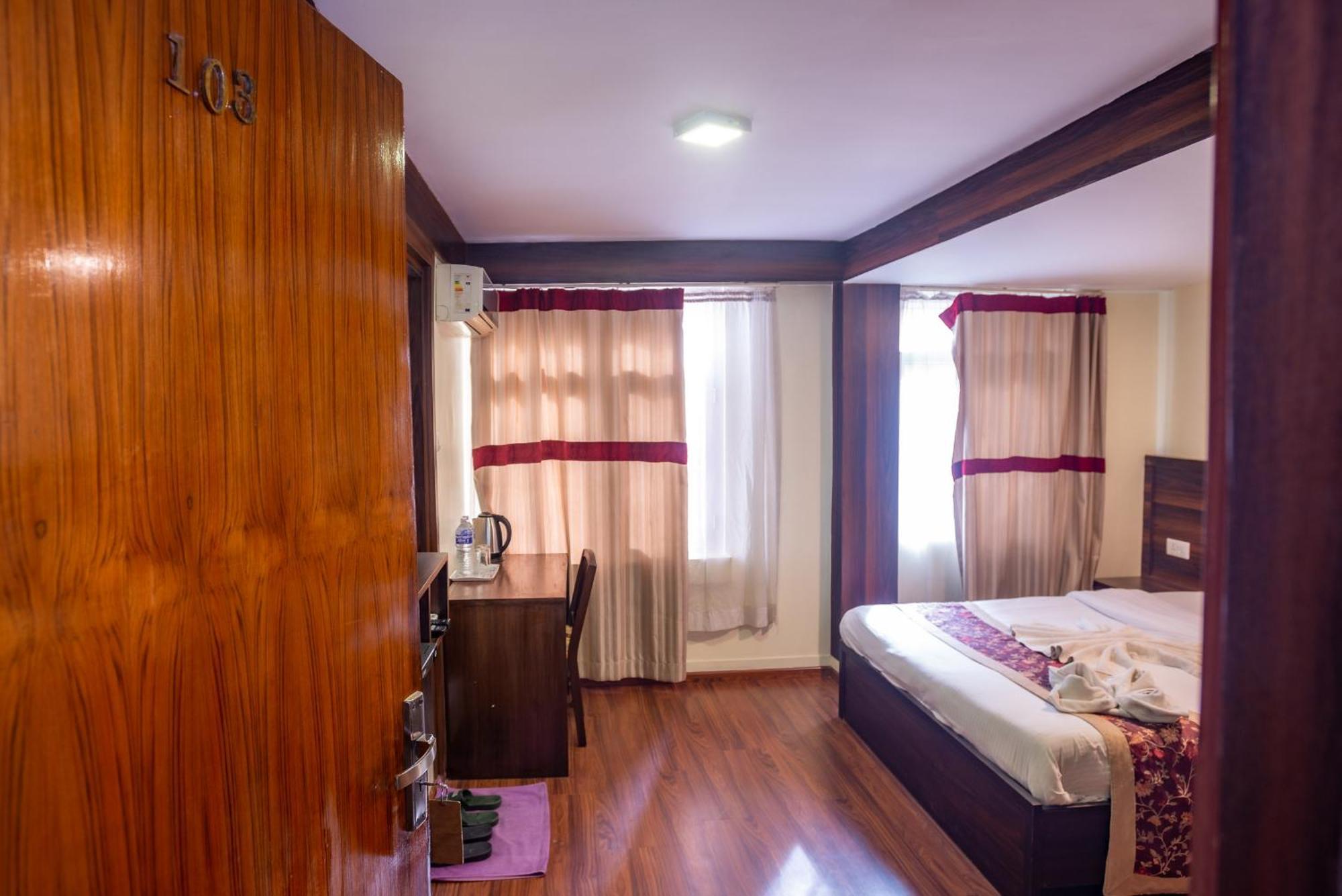 Hotel Yambu Katmandu Kültér fotó