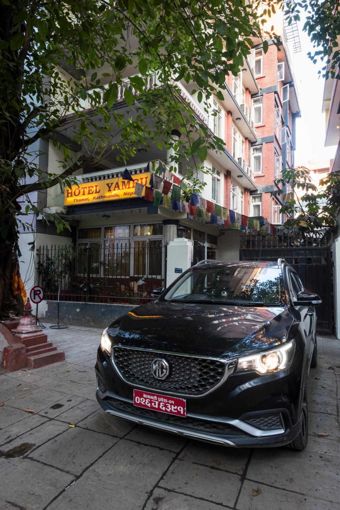 Hotel Yambu Katmandu Kültér fotó